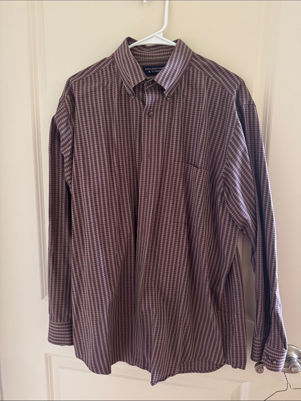 Roundtree & Yorke Brown Checked Long-Sleeve Dress Shirt.  Large
